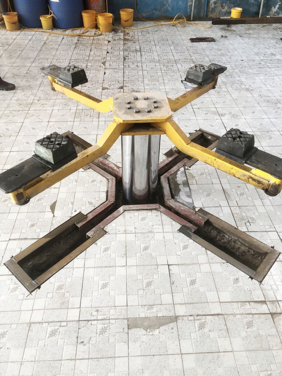 Cấu tạo và nguyên lý hoạt động của cầu nâng 1 trụ rửa xe