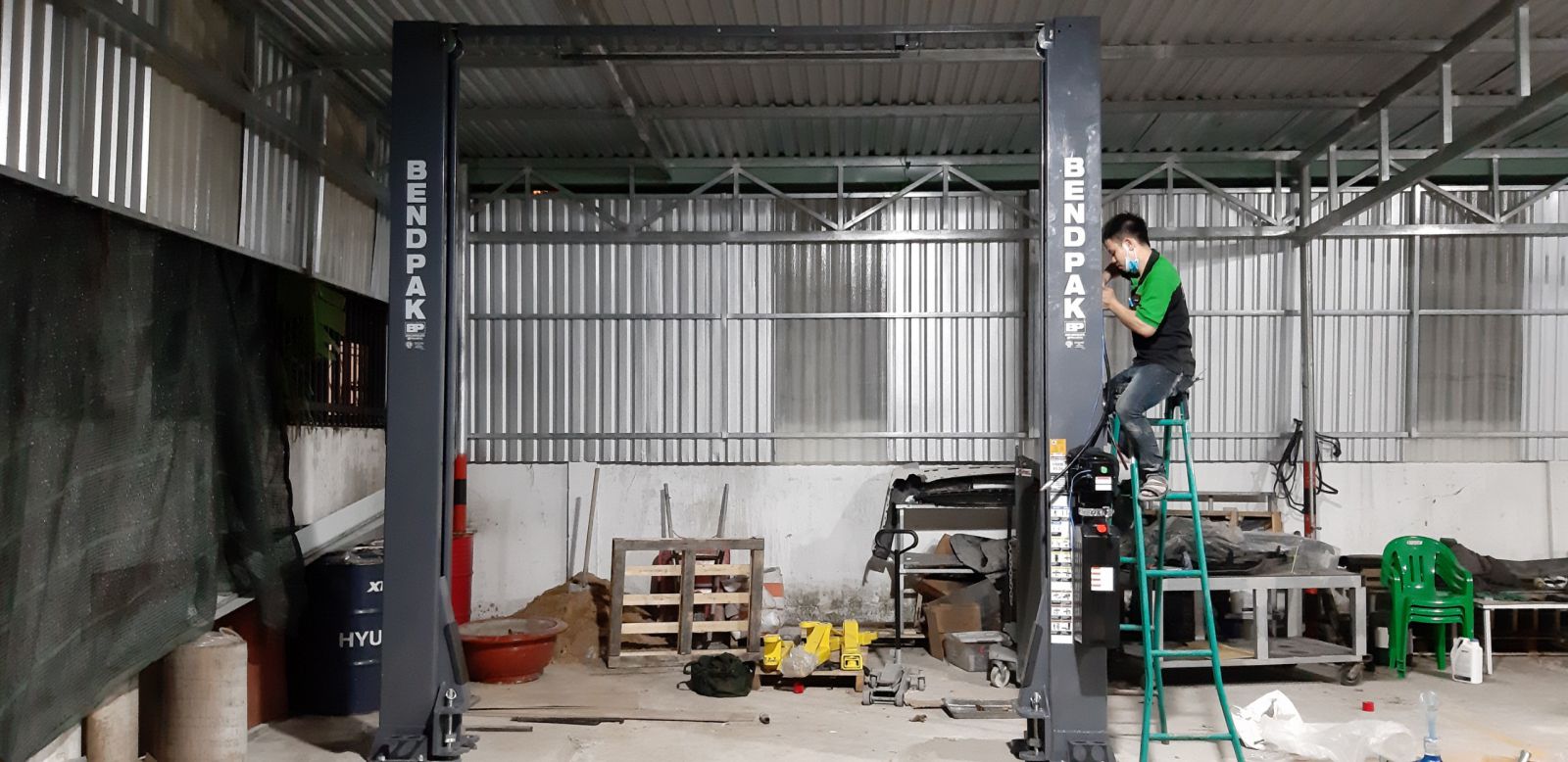 MUA CẦU NÂNG 2 TRỤ RẺ LẠI CHẤT LƯỢNG Ở ĐÂU