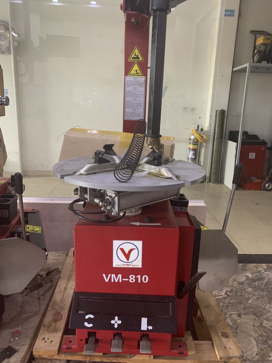 Những điều cần biết khi mua và vận hành máy ra vỏ lốp