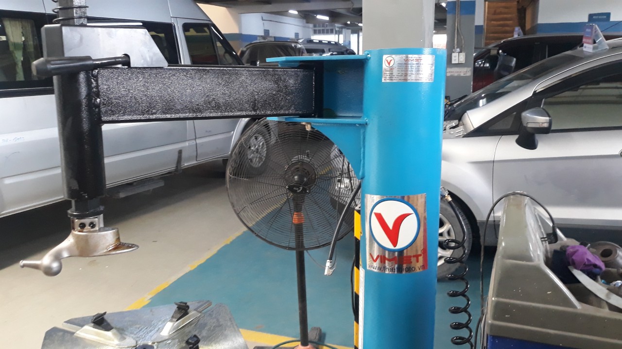 Máy ra vào vỏ xe ôtô cao cấp HD-1203