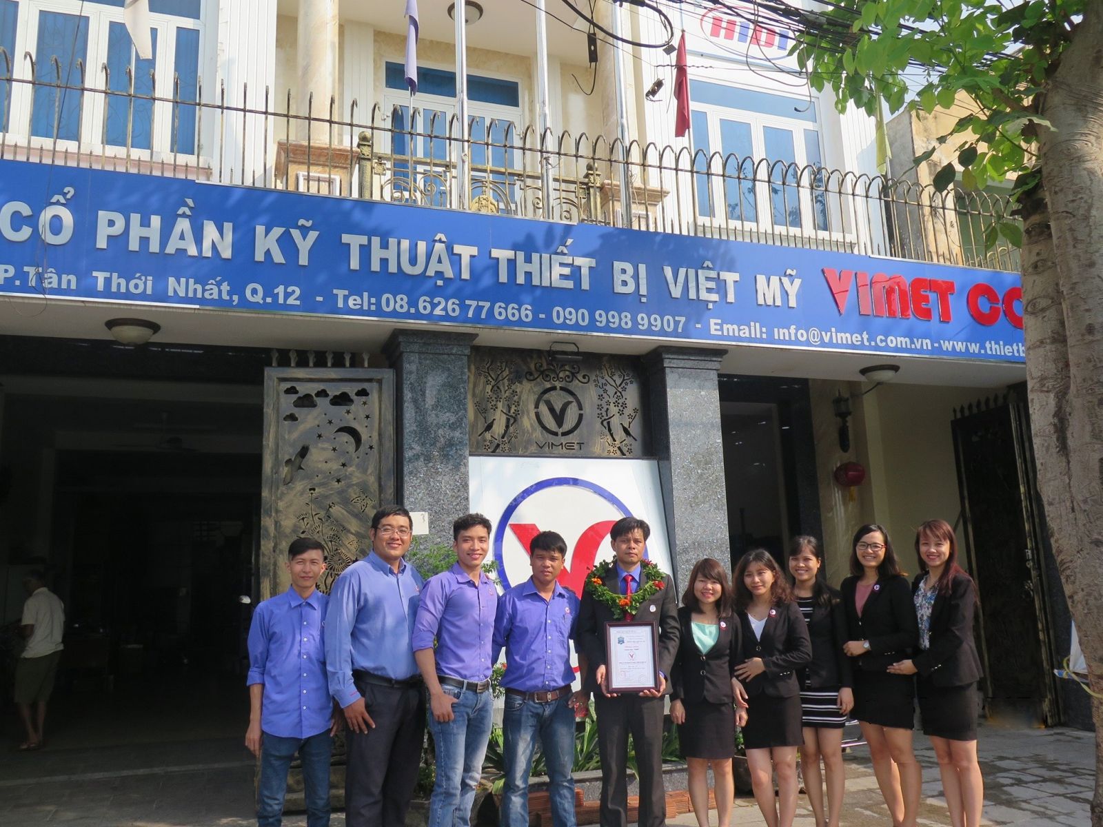 CHƯƠNG TRÌNH THƯƠNG HIỆU MẠNH – GƯƠNG MẶT DOANH NHÂN XUẤT SẮC ĐẤT VIỆT 2018